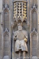 statue-king-henry-viii-above-great-gates-trinity-college-1986281